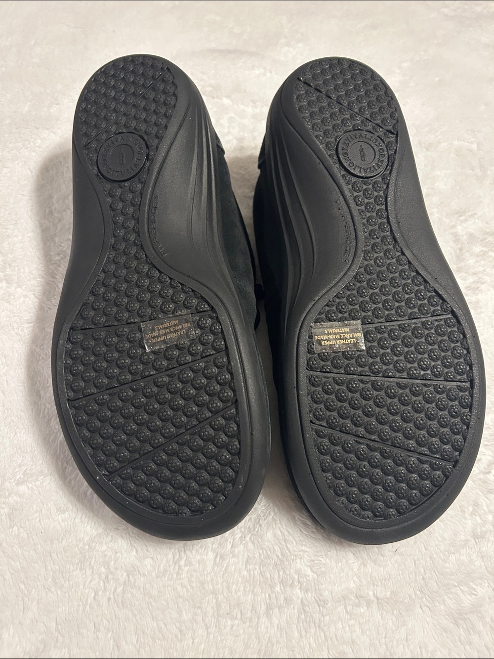 REVITALIGN Black Sherpa-Lined Casual Slip-Ons men Size 8D - Picture 6 of 9